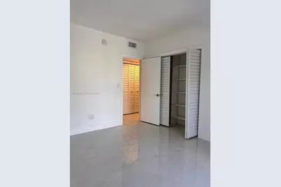 2430 NE 135th St #201, North Miami, FL 33181 - Photo 11
