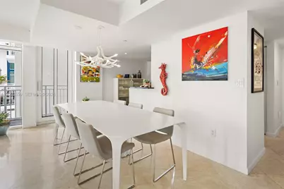 7600 Collins Ave #1012, Miami Beach, FL 33141 - Photo 9