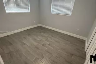 9321 SW 26th St, Miami, FL 33165 - Photo 7