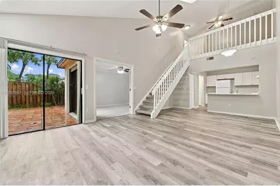 4120 Palm Bay Cir, West Palm Beach, FL 33406 - Photo 5