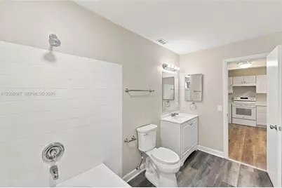 4120 Palm Bay Cir, West Palm Beach, FL 33406 - Photo 13