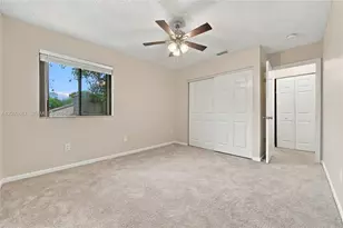 4120 Palm Bay Cir, West Palm Beach, FL 33406 - Photo 23