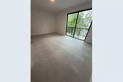 152 NW 33rd St, Miami, FL 33127 - Photo 9