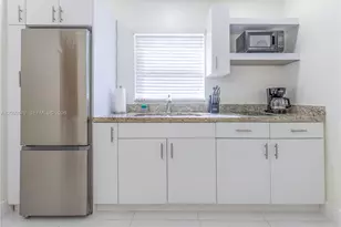 1762 NW 15th St, Miami, FL 33125 - Photo 5