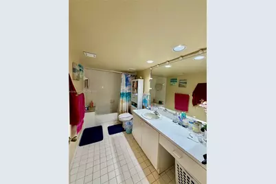 4725 SW 62nd Ave #104, Davie, FL 33314 - Photo 9