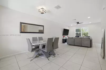 2221 NW Treviso Cir, Port Saint Lucie, FL 34986 - Photo 5