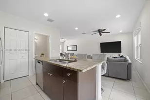 2221 NW Treviso Cir, Port Saint Lucie, FL 34986 - Photo 9