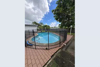 1711 N 47th Ave, Hollywood, FL 33021 - Photo 19