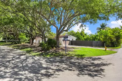 15545 SW 78th Pl, Palmetto Bay, FL 33157 - Photo 3