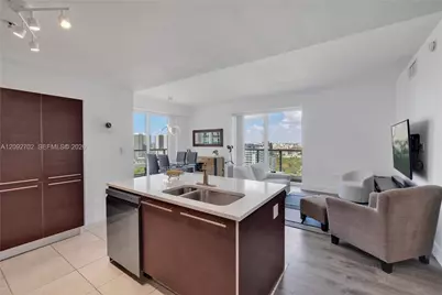 1900 N Bayshore Dr #2311, Miami, FL 33132 - Photo 5