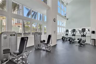 1900 N Bayshore Dr, Miami, FL 33132 - Photo 37