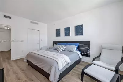 1900 N Bayshore Dr #2311, Miami, FL 33132 - Photo 21