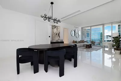 300 Biscayne Blvd Way #2809, Miami, FL 33131 - Photo 11