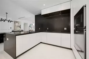 300 Biscayne Blvd Way, Miami, FL 33131 - Photo 13
