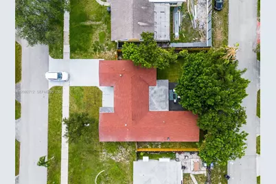 2819 Cleveland St, Hollywood, FL 33020 - Photo 29