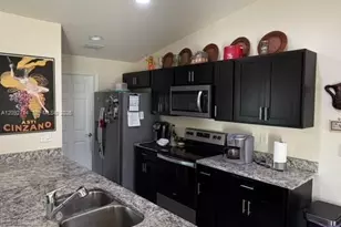 1046 Jabara Ln, Other City - In The State Of Florida, FL 33935 - Photo 3
