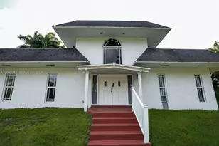 901 SW 121st Ave, Davie, FL 33325 - Photo 1