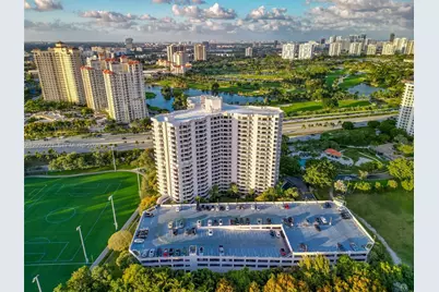 3300 NE 191st St #1816, Aventura, FL 33180 - Photo 3