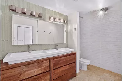 350 S Miami Ave #3602, Miami, FL 33130 - Photo 9