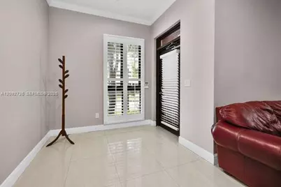 8395 SW 73rd Ave #104, Miami, FL 33143 - Photo 7