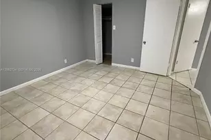 7801 S Colony Cir S, Tamarac, FL 33321 - Photo 7