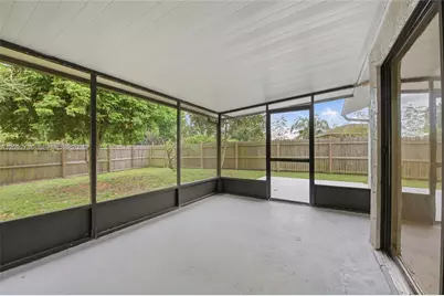 209 W Arbor Ave, Port Saint Lucie, FL 34952 - Photo 23