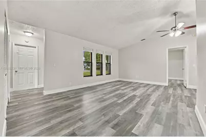 209 W Arbor Ave, Port Saint Lucie, FL 34952 - Photo 5