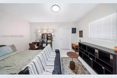 669 NW 28th St #6, Miami, FL 33127 - Photo 5