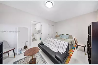 669 NW 28th St #6, Miami, FL 33127 - Photo 7