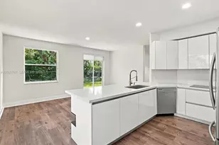 16963 SW 38th St, Miramar, FL 33027 - Photo 13