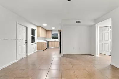 209 NE 35th St #NA, Oakland Park, FL 33334 - Photo 13