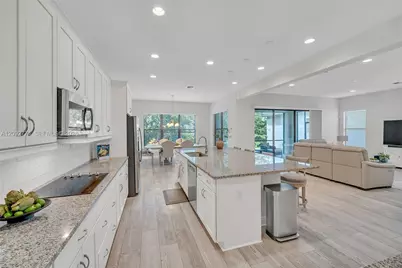 3794 NW 89th Way, Coral Springs, FL 33065 - Photo 5