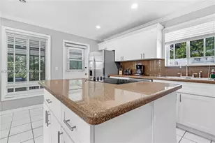460 NW 88th Terrace, El Portal, FL 33150 - Photo 9