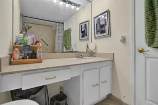 6770 Indian Creek Dr, Miami Beach, FL 33141 - Photo 25