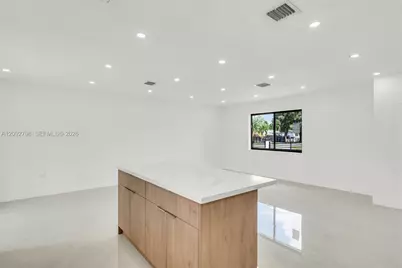 20154 NW 12th Pl, Miami Gardens, FL 33169 - Photo 11