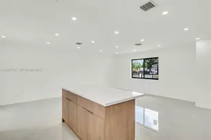 20154 NW 12th Pl, Miami Gardens, FL 33169 - Photo 11