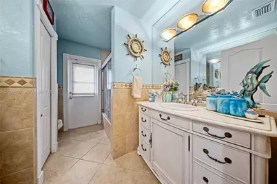 4961 NW 102nd Dr, Coral Springs, FL 33076 - Photo 39