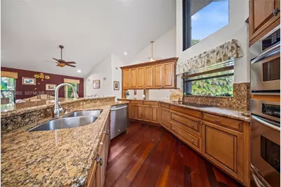 4961 NW 102nd Dr, Coral Springs, FL 33076 - Photo 21
