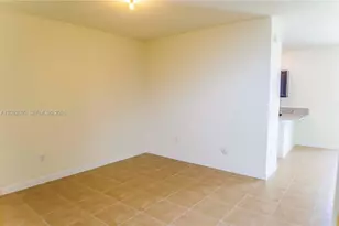 3309 W 94th Terrace, Hialeah, FL 33018 - Photo 9