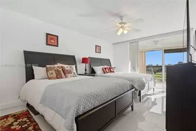 23249 Barwood Ln N #403, Boca Raton, FL 33428 - Photo 11