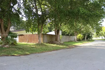 16401 SW 293rd St, Homestead, FL 33033 - Photo 29