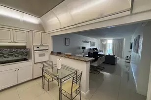 19370 Collins Ave, Sunny Isles Beach, FL 33160 - Photo 7