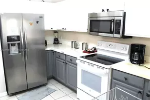 4726 Cumbrian Lakes Dr, Kissimmee, FL 34746 - Photo 9