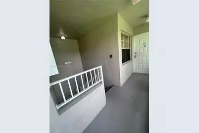 2890 N Oakland Forest Dr #202, Oakland Park, FL 33309 - Photo 17
