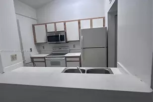 2890 N Oakland Forest Dr, Oakland Park, FL 33309 - Photo 1