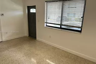 1590 NE 118th St, Miami, FL 33161 - Photo 5