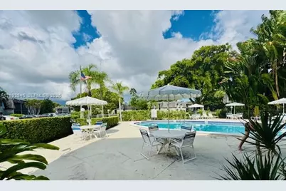 3105 Oakland Shores Dr #J202, Oakland Park, FL 33309 - Photo 9