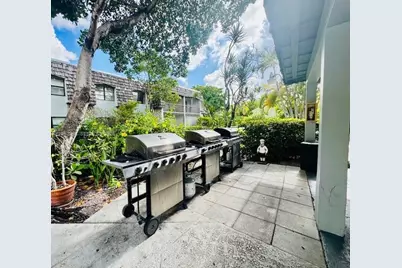 3105 Oakland Shores Dr #J202, Oakland Park, FL 33309 - Photo 11