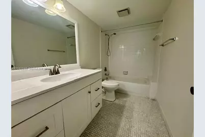 3105 Oakland Shores Dr #J202, Oakland Park, FL 33309 - Photo 25