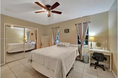 4620 SW 43rd Ter, Dania Beach, FL 33314 - Photo 17